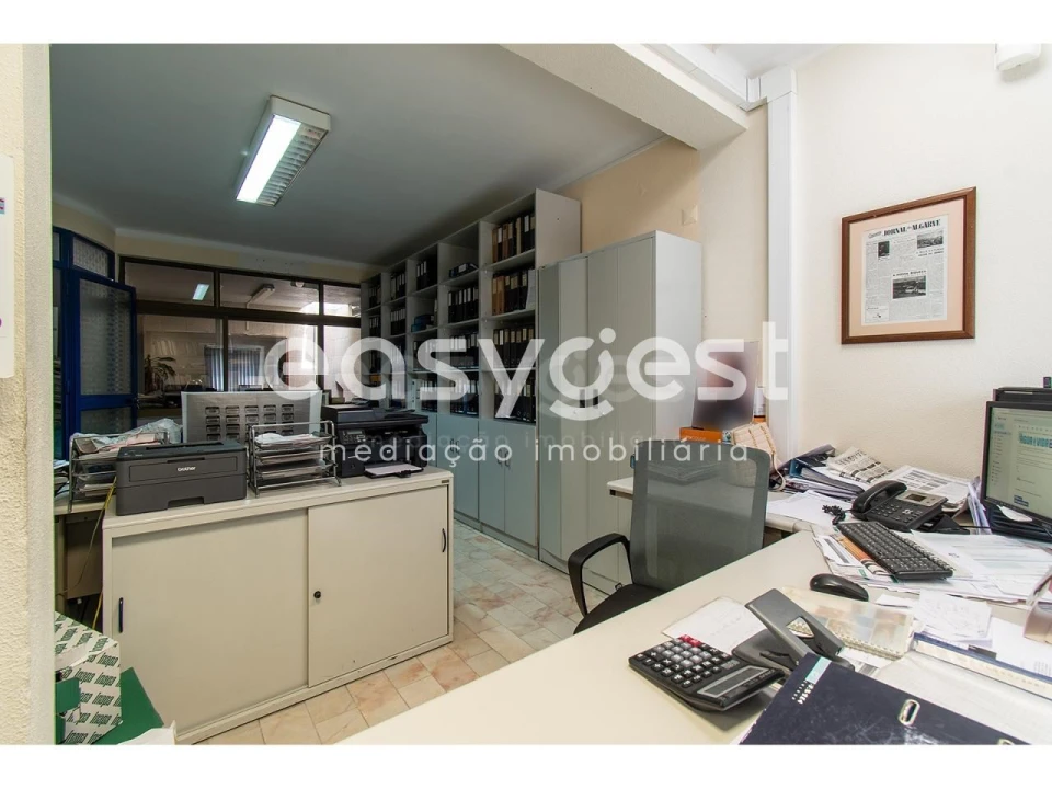 Escritório para Venda em Vila Real de Santo Antonio Foto 4