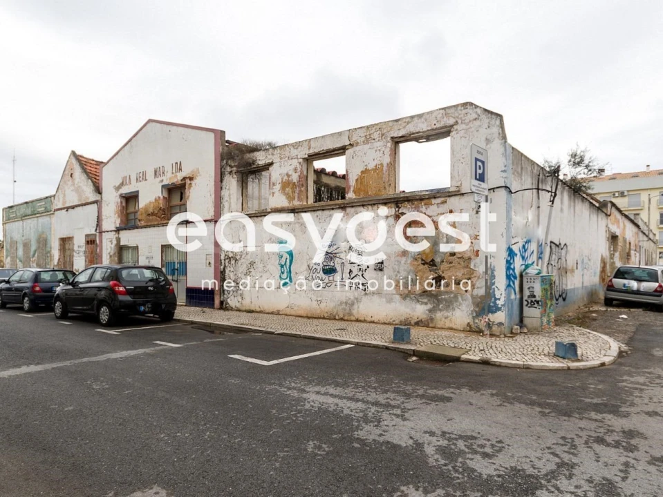 Prédio para Venda em Vila Real de Santo Antonio Foto 5