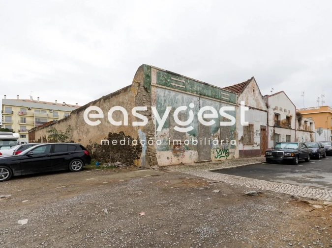 Prédio para Venda em Vila Real de Santo Antonio Foto 2