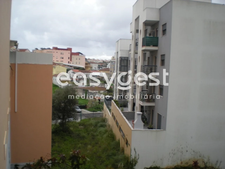 Terreno para Venda em Agualva e Mira-Sintra Foto 6