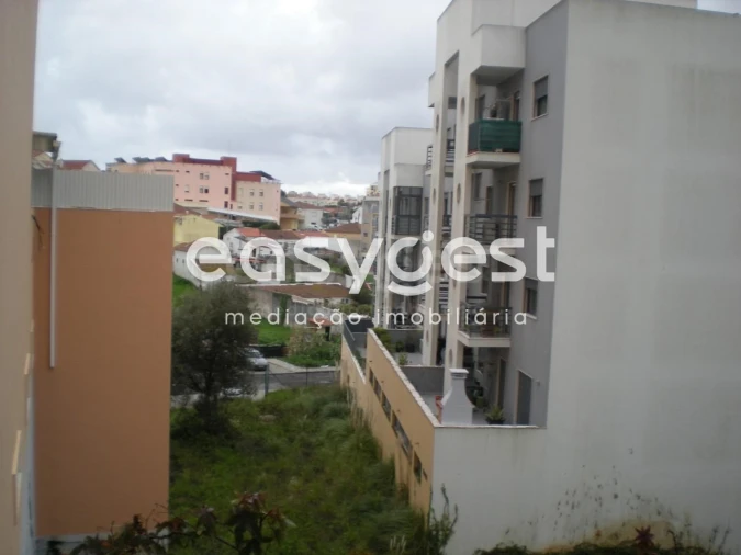 Terreno para Venda em Agualva e Mira-Sintra Foto 6