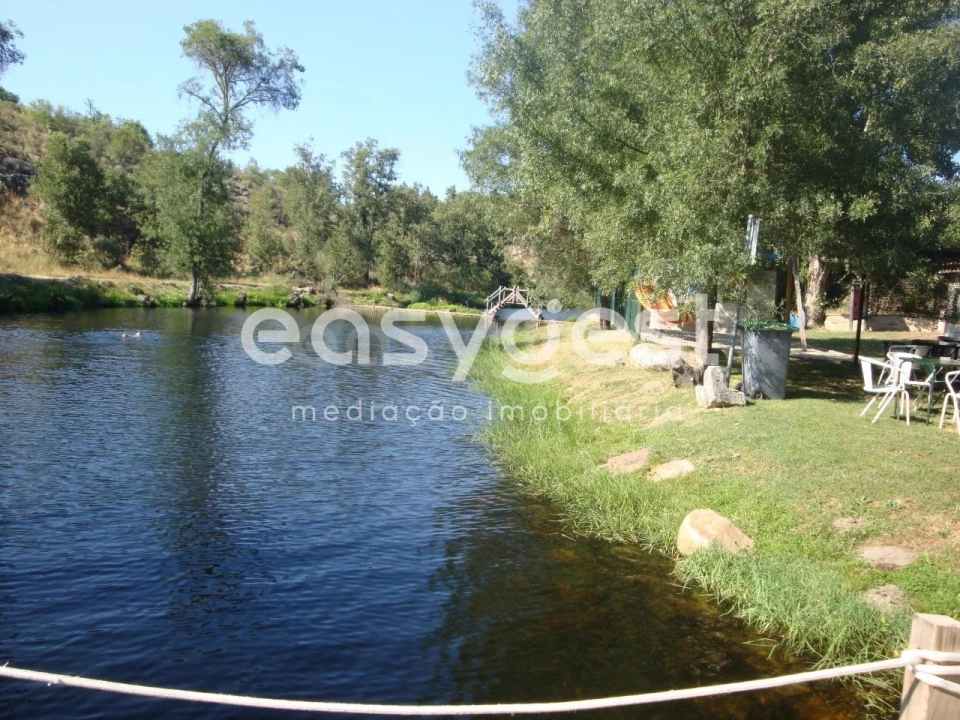 Moradia T4 para Venda em Ruvina, Ruivós e Vale das Éguas Foto 2