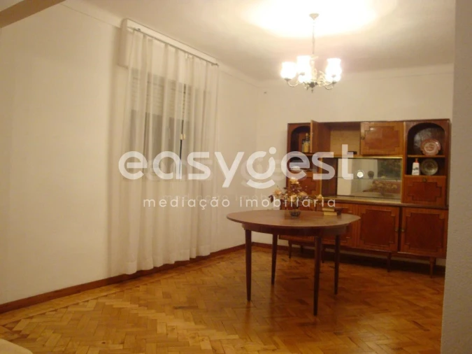 Moradia T4 para Venda em Ruvina, Ruivós e Vale das Éguas Foto 7