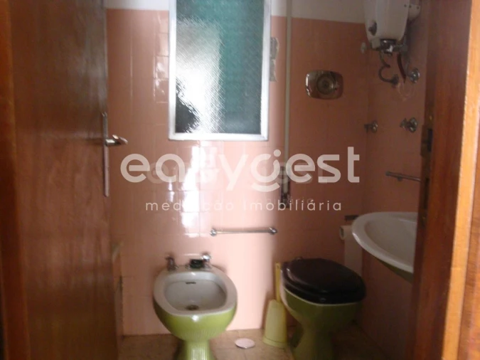 Moradia T4 para Venda em Ruvina, Ruivós e Vale das Éguas Foto 9