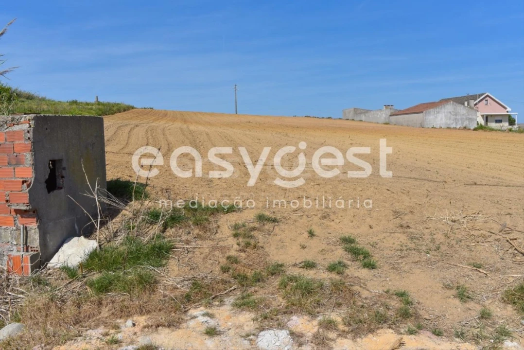 Terreno para Venda em Reguengo Grande Foto 32