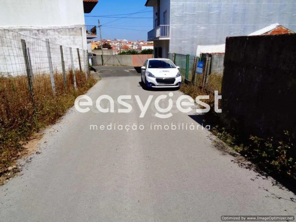 Moradia T1 para Venda em Bombarral e Vale Covo Foto 6