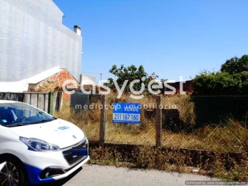 Moradia T1 para Venda em Bombarral e Vale Covo