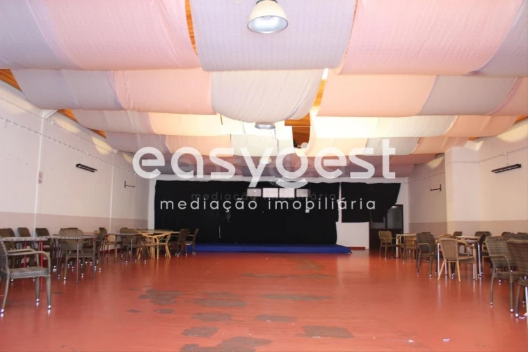 Armazém para Venda em Vila Real de Santo Antonio Foto 12