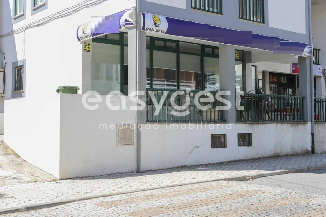 Negócio para Venda em Guarda Foto 1