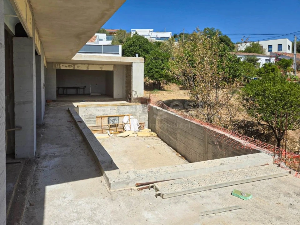 Moradia T3 para Venda em São Brás de Alportel Foto 8