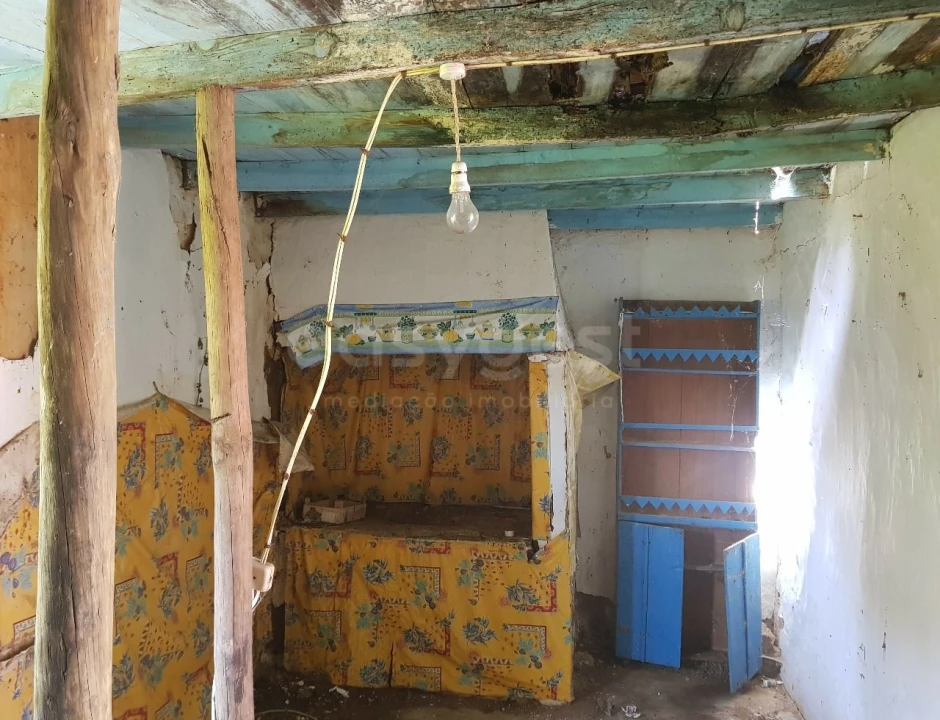 Moradia T2 para Venda em Vau Foto 6