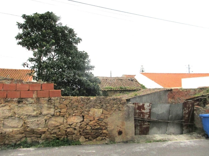 Moradia T2 para Venda em Vau Foto 20