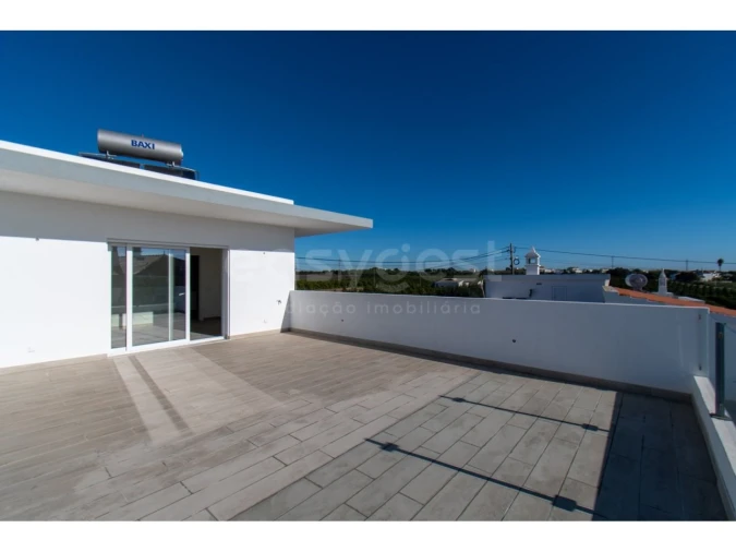 Moradia T4 para Venda em Altura Foto 30
