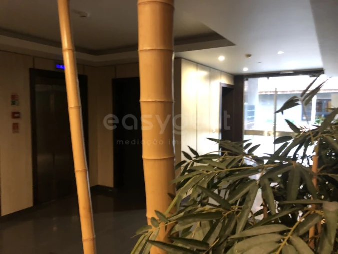 Apartamento T3 para Venda em Sacavém e Prior Velho Foto 5