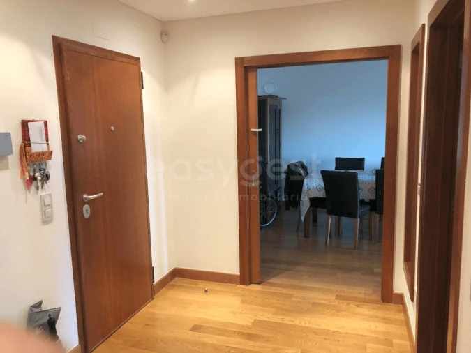Apartamento T3 para Venda em Sacavém e Prior Velho Foto 6