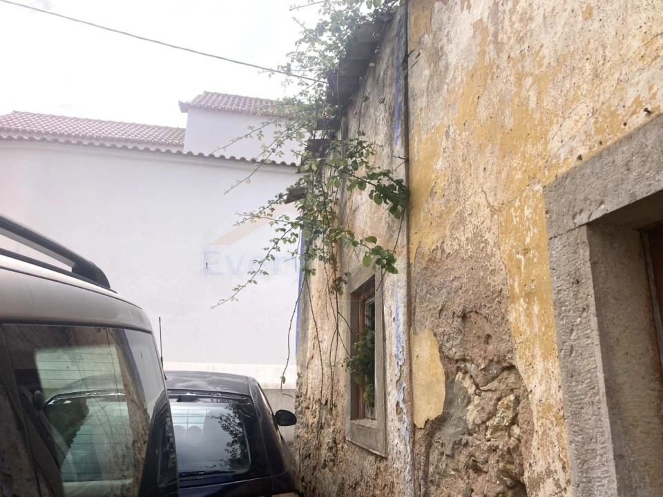 Moradia T3 para Venda em Santa Maria, São Pedro e Sobral da Lagoa Foto 9