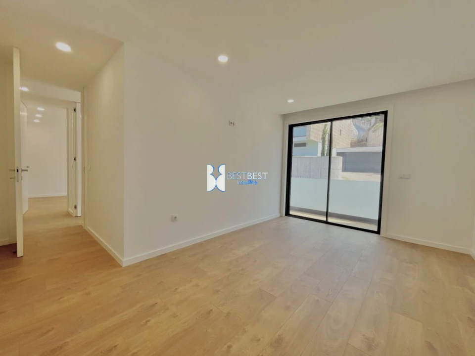 Apartamento T3 para Venda em Airo Foto 17