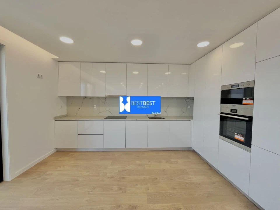 Apartamento T3 para Venda em Airo Foto 5