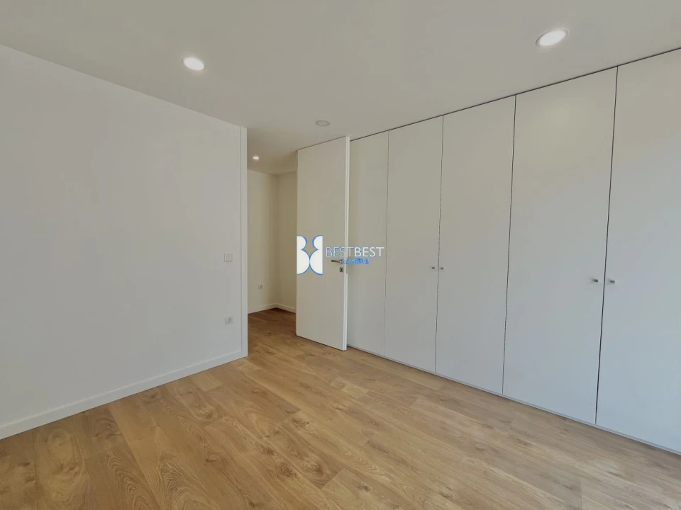 Apartamento T3 para Venda em Airo Foto 23