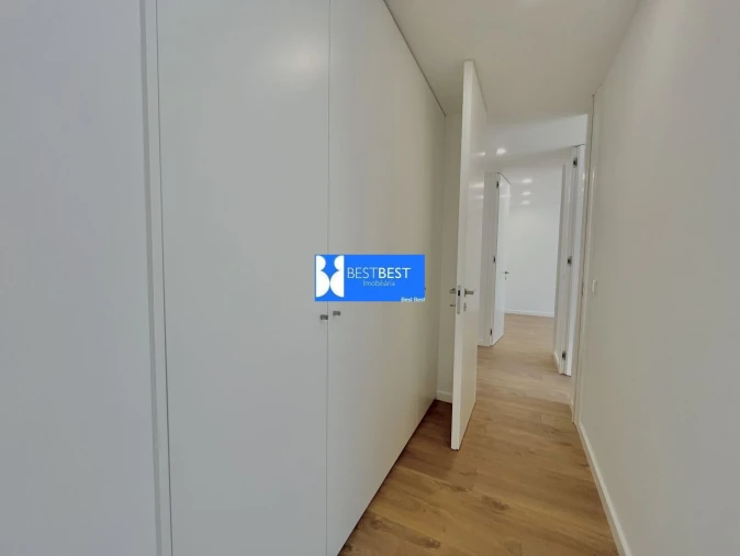 Apartamento T3 para Venda em Airo Foto 17