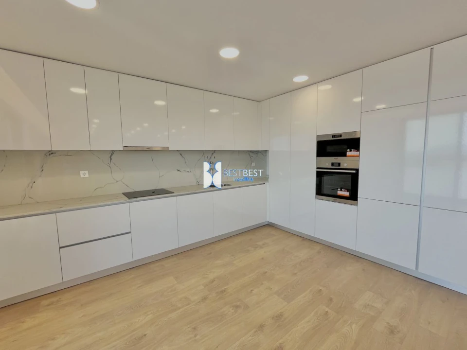 Apartamento T3 para Venda em Airo Foto 3