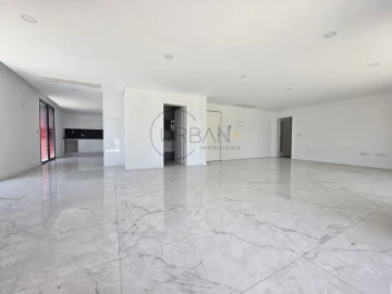 Apartamento T4 para Venda em Viseu