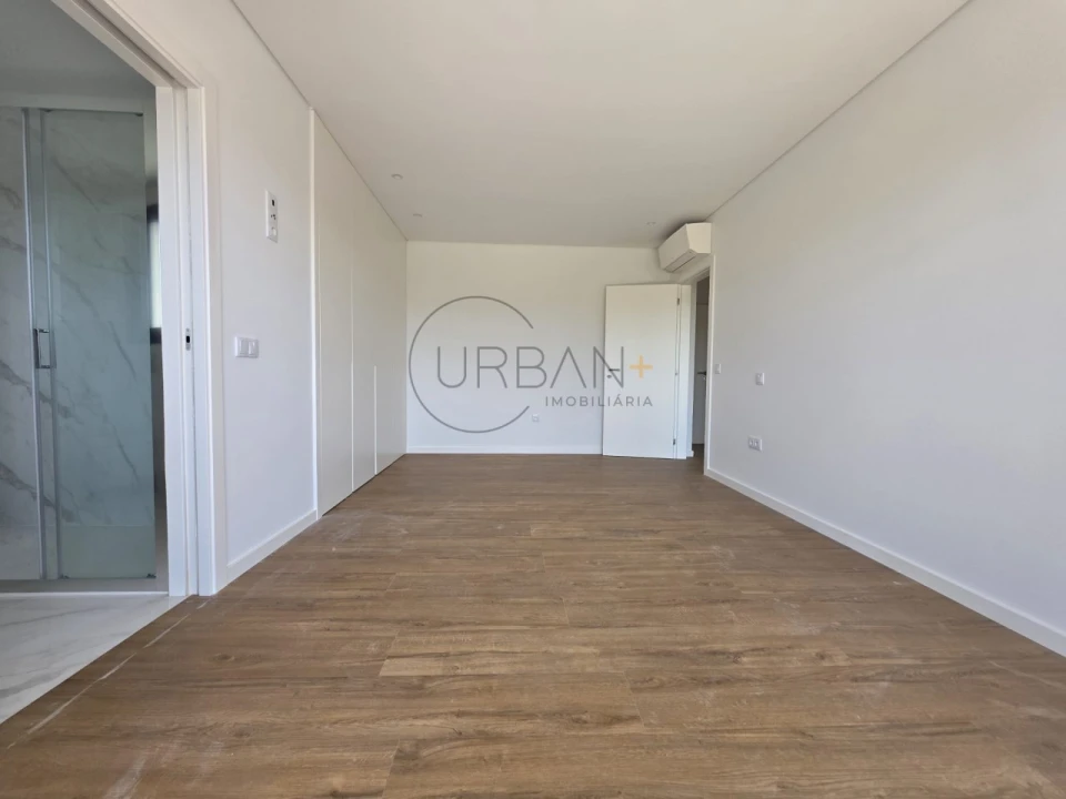 Apartamento T3 para Venda em Viseu Foto 7