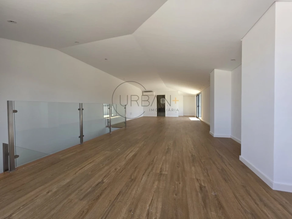 Apartamento T3 para Venda em Viseu Foto 16