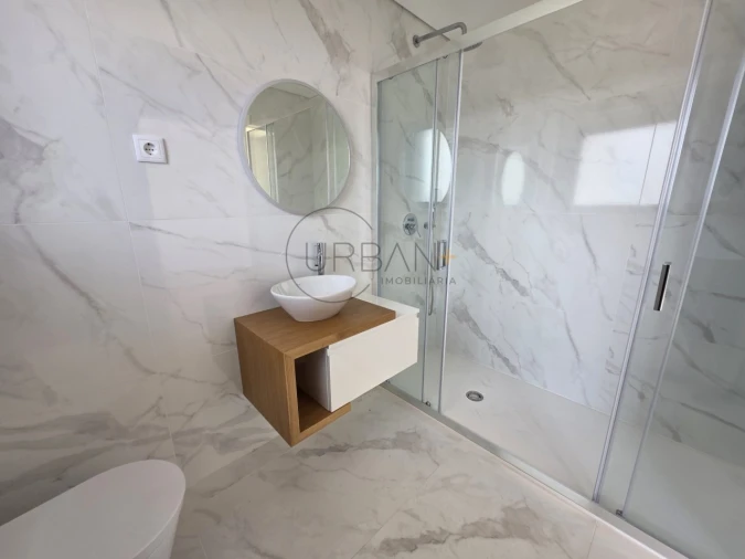 Apartamento T3 para Venda em Viseu Foto 8