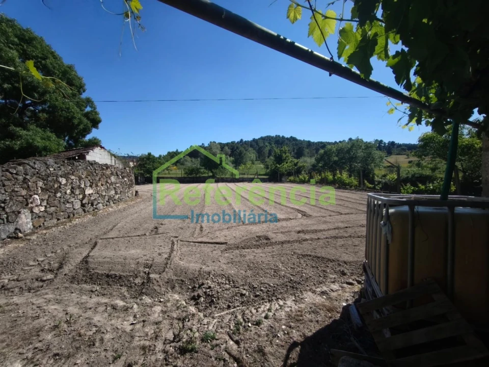 Moradia T0 para Venda em São Pedro de Agostem Foto 7