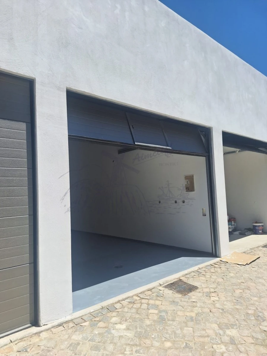 Garagem para Venda em Tavira (Santa Maria e Santiago) Foto 2