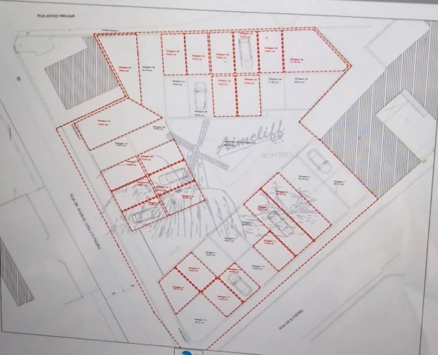 Garagem para Venda em Tavira (Santa Maria e Santiago) Foto 8