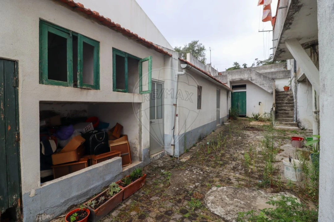 Prédio para Venda em Malveira e São Miguel de Alcainça Foto 3