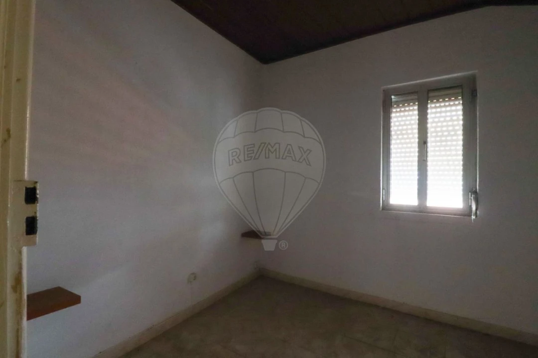 Prédio para Venda em Malveira e São Miguel de Alcainça Foto 12