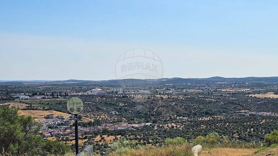 Moradia T2 para Venda em Santa Eulalia Foto 6