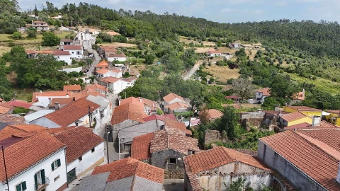 Moradia T3 para Venda em Vila Seca e Bem da Fé