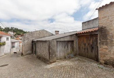 Moradia T3 para Venda em Vila Seca e Bem da Fé