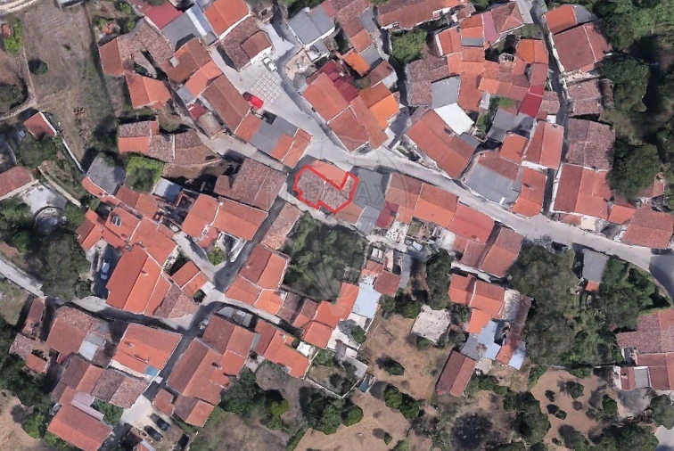 Moradia T3 para Venda em Vila Seca e Bem da Fé Foto 1