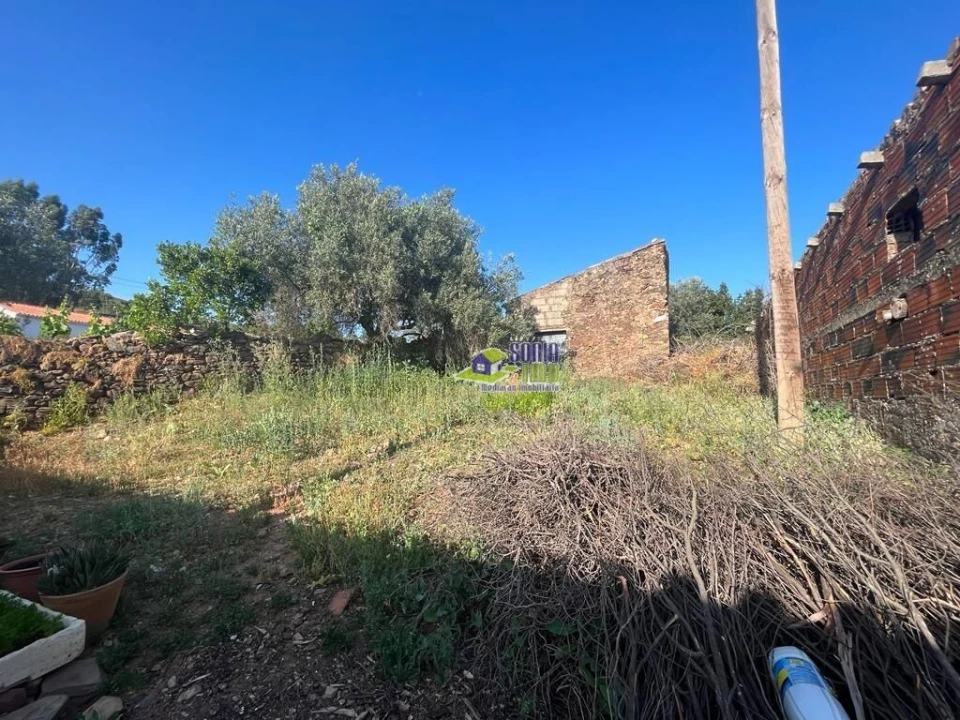 Moradia T2 para Venda em Alte Foto 22