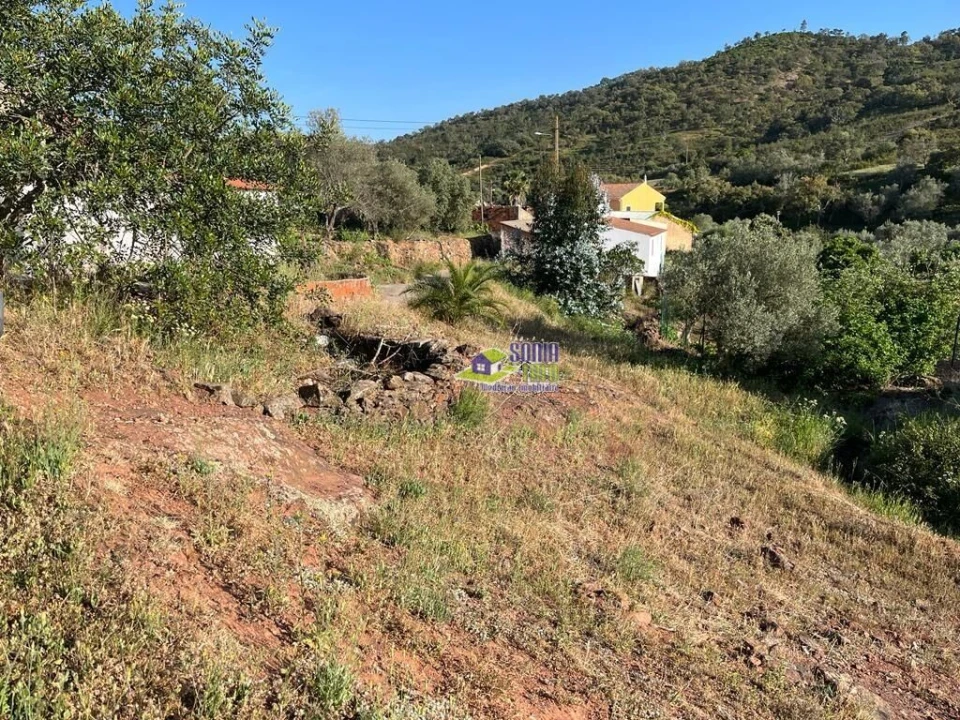 Moradia T2 para Venda em Alte Foto 27