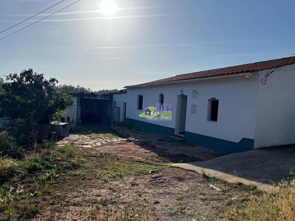 Moradia T2 para Venda em Alte Foto 7