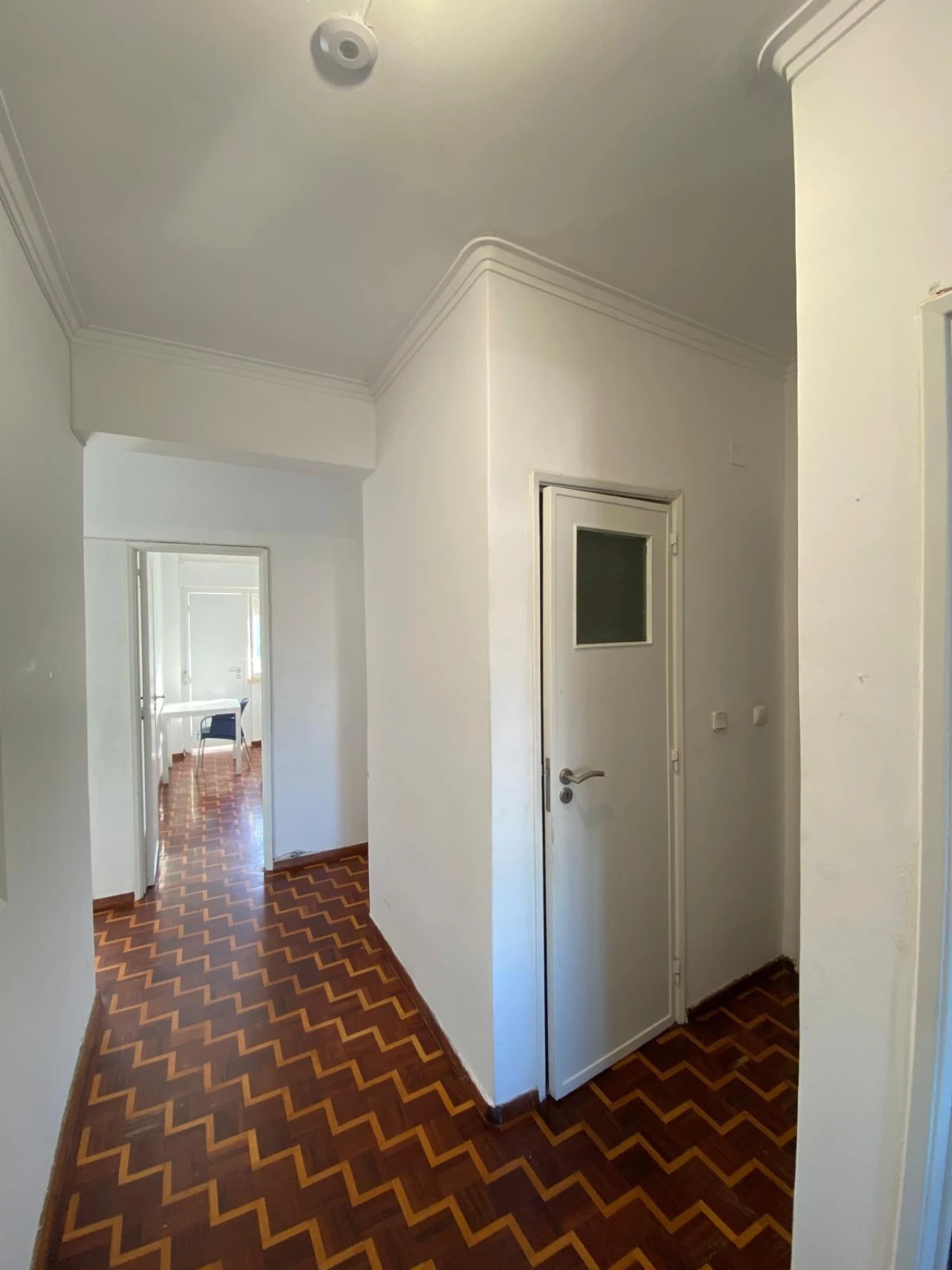 Apartamento T3 para Venda em Massamá e Monte Abraão Foto 13