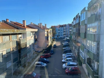 Apartamento T3 para Venda em Massamá e Monte Abraão