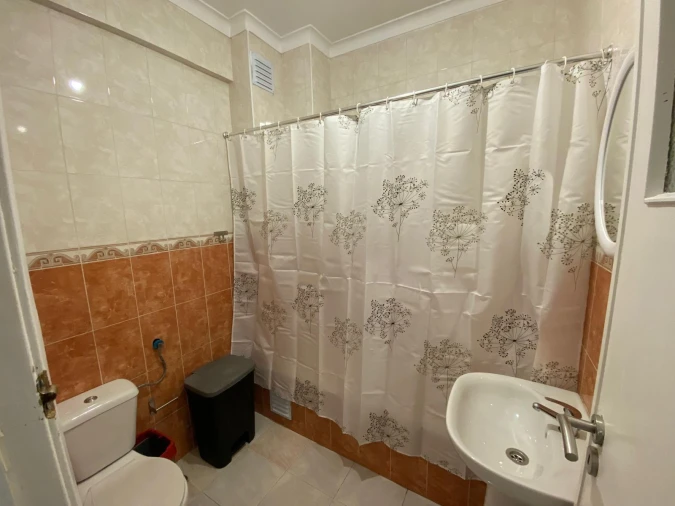 Apartamento T3 para Venda em Massamá e Monte Abraão Foto 12