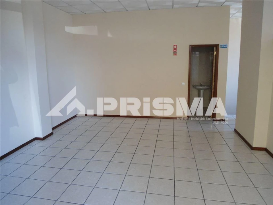 Loja para Venda em Castelo Branco Foto 1