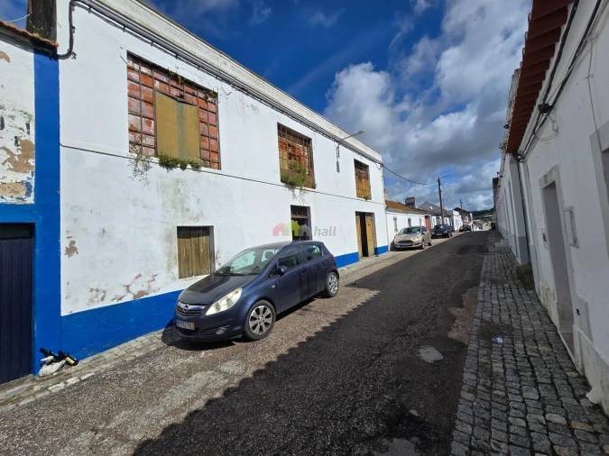 Armazém para Venda em Santiago do Escoural Foto 3