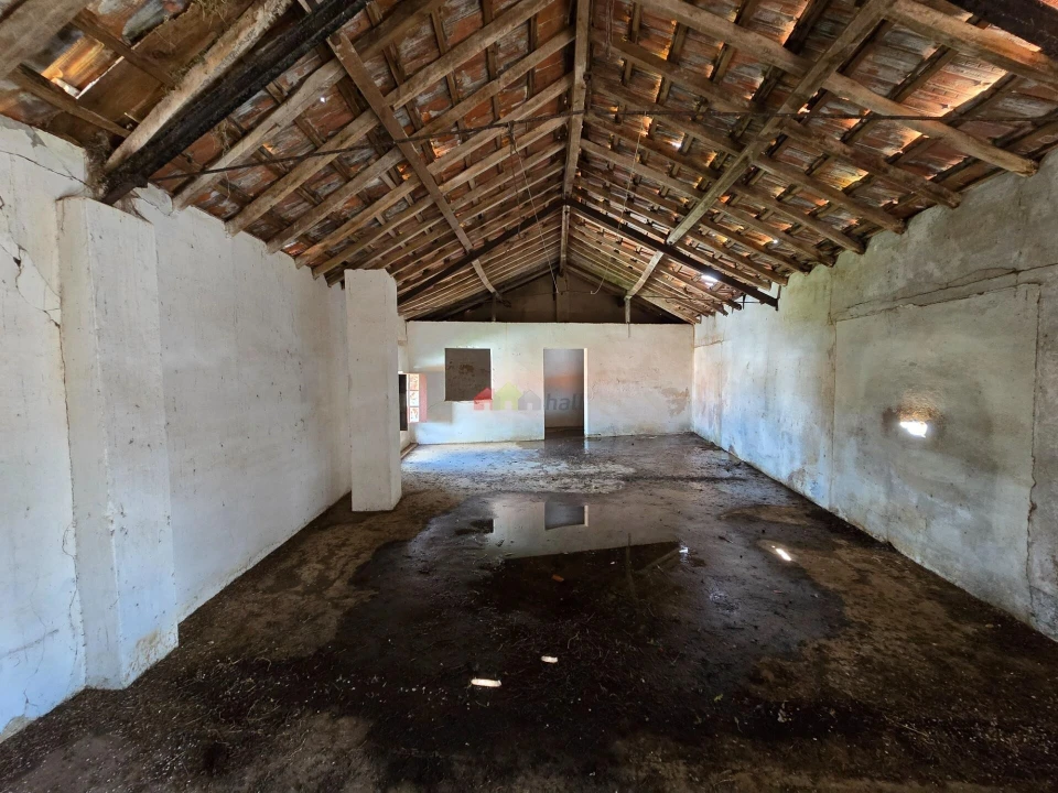 Armazém para Venda em Santiago do Escoural Foto 11