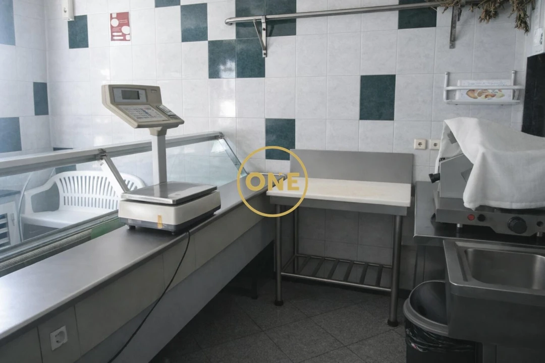 Negócio para Venda em Braga (São José de São Lázaro e São João do Souto) Foto 1