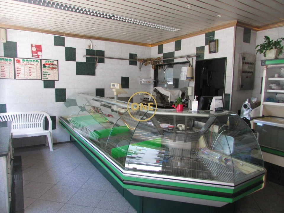 Negócio para Venda em Braga (São José de São Lázaro e São João do Souto) Foto 1