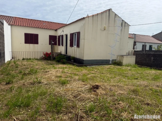 Moradia T3 para Venda em Lomba da Fazenda Foto 16